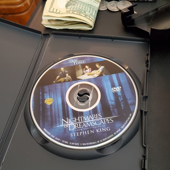 3 different Horror dvds +1 NEW DVD a classic - Picture 2 of 8